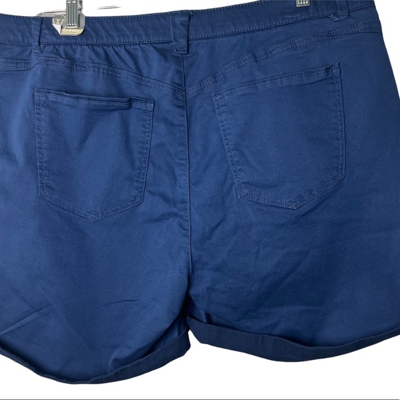 Wit & Wisdom Coastal Blue Shorts Size 20W - Picture 4 of 9